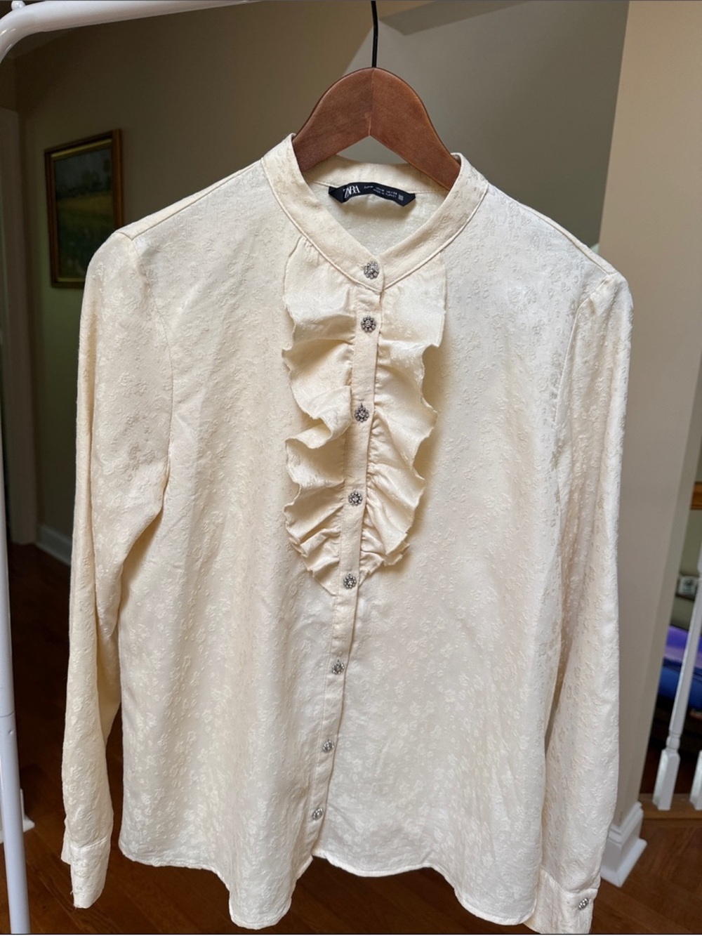 ZARA jacquard ruffled romantic blouse with jewel buttons - Picture 3 of 10